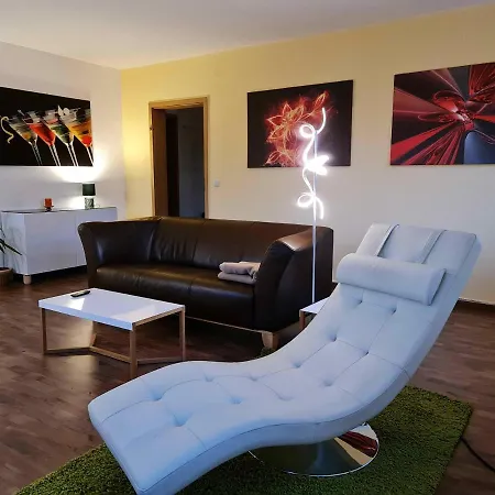 Karino Helles Apartment Ueber Den Havel-Gaerten Auf Der Dominsel Brandenburg  Buitenkant foto