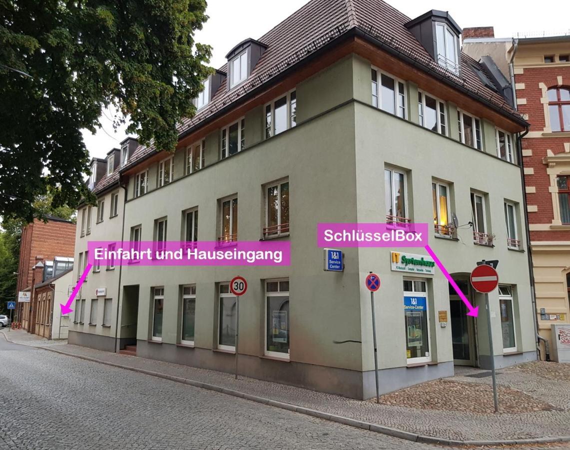 Karino Helles Ueber Den Havel-gaerten Auf Der Dominsel Appartement *
