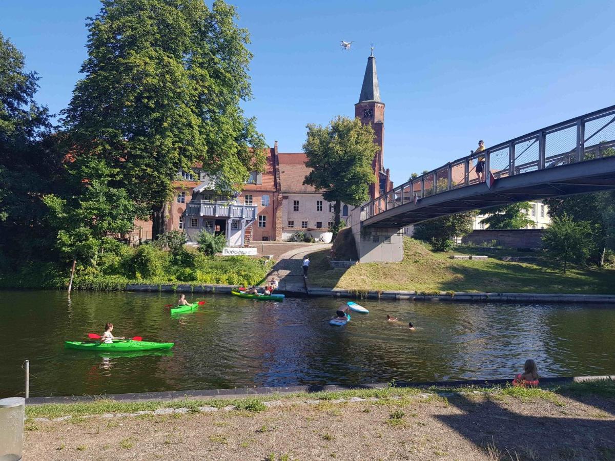 Helles über Den Havel-gärten Karino Brandenburg an der Havel